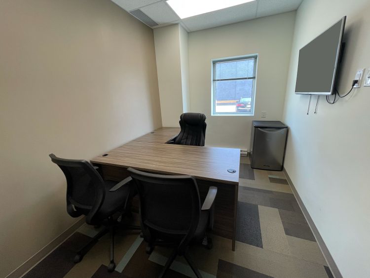 Office Available On Floor 1 of The EYE For Business Center, Located at 100-105 Fort Whyte Way, Oak Bluff, Manitoba R4G 0B1, Office #14